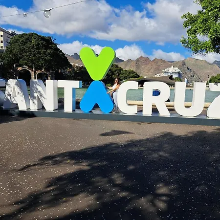 Båthotell Luxury Yacht In Cruz Port Optional At Extra Cost Tour With Skipper & Stewardess, Cocktails, Food, Islandwide Pick-up And Return *