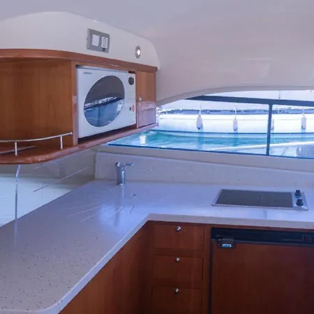 Luxury Yacht Atrevida Botel *