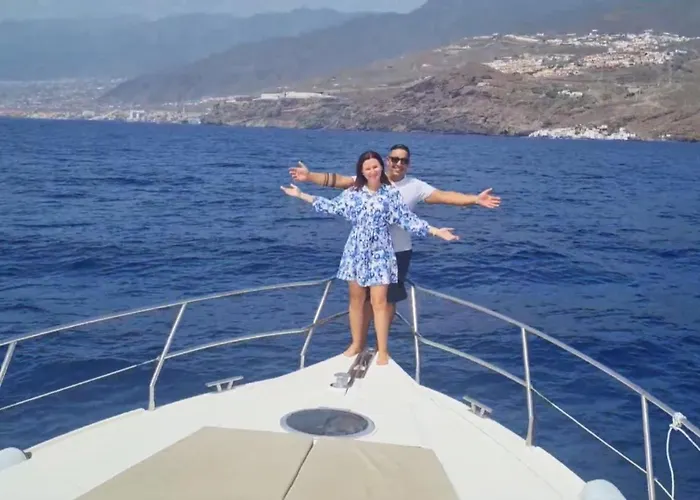 Luxury Yacht In Santa Cruz Port Optional At Extra Cost Plus Tour With Skipper & Stewardess, Cocktails, Food, Islandwide Pick-Up And Return Hotel en barco Santa Cruz de Tenerife